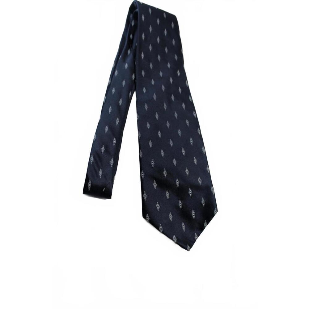 Calvin Klein Navy Blue Silk Necktie, 3 7/8 X 58 Inches